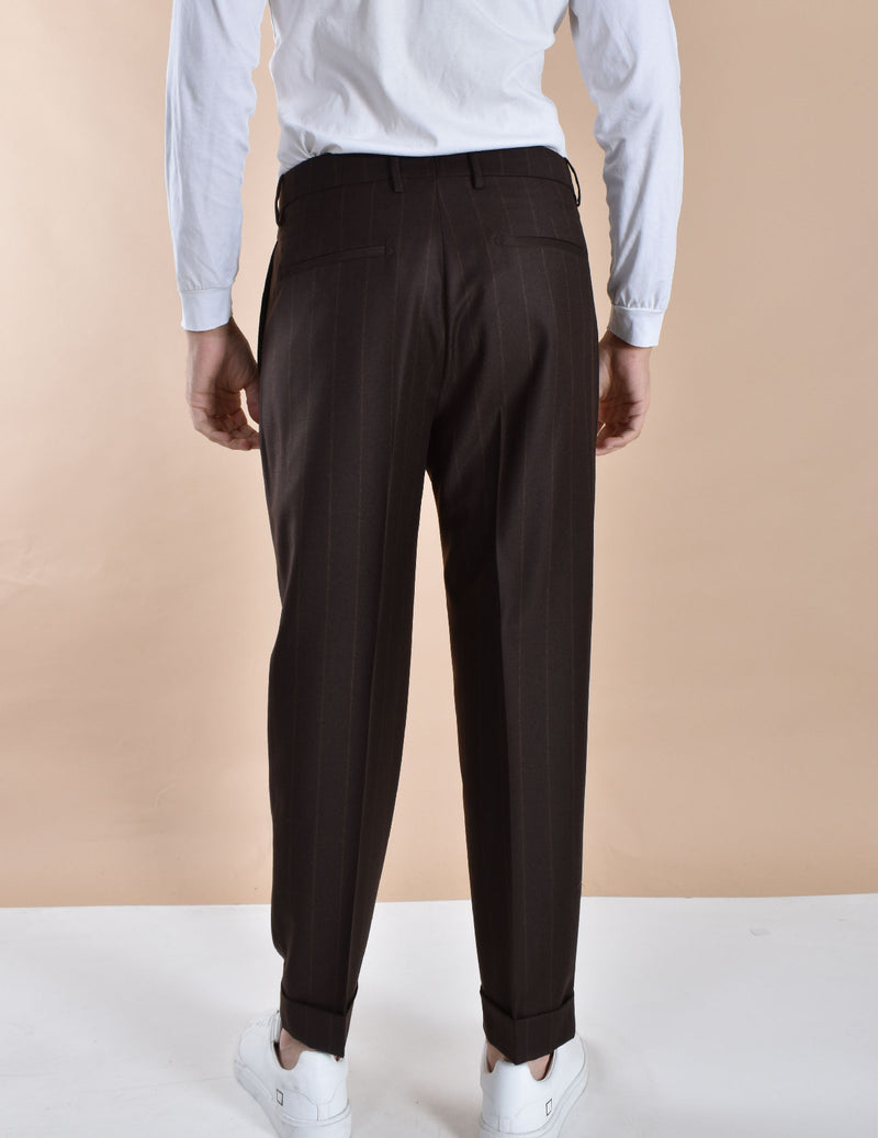 Pantalone Berwich gessato chiaia marrone risvolti corto 