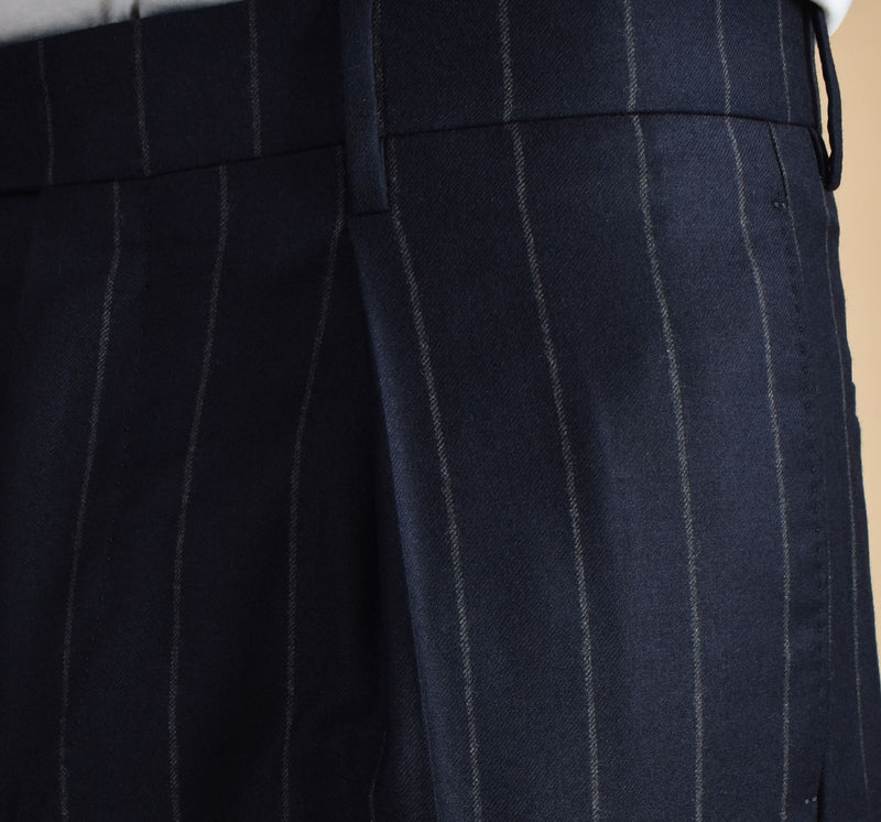 Pantalone Berwich gessato chiaia blu risvolti corto 