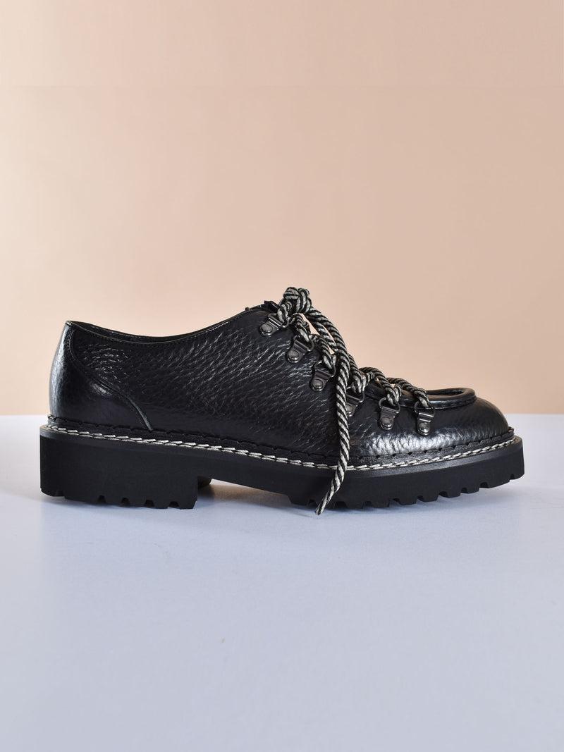 Scarpe Doucal's Haruki nere 